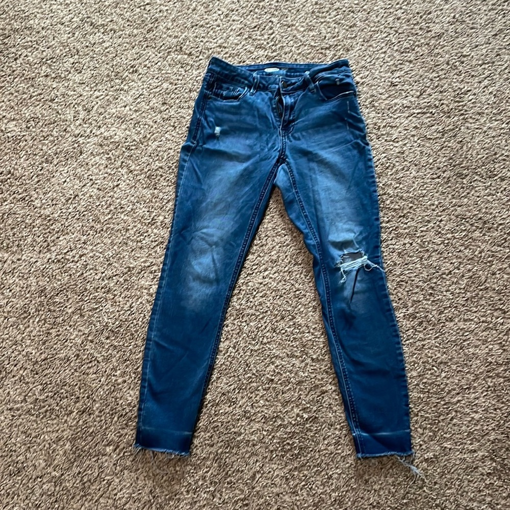 Old navy skinny jeans.